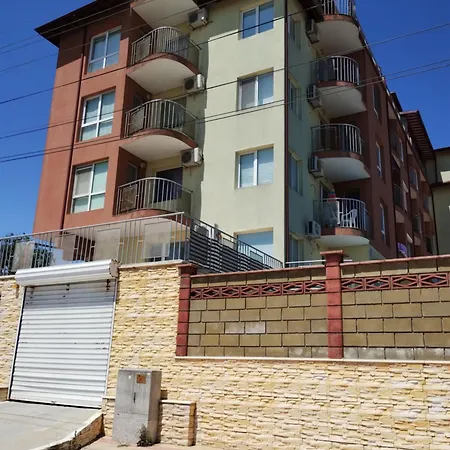 بيت ضيافة Kasndra *