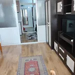 Kasndra *