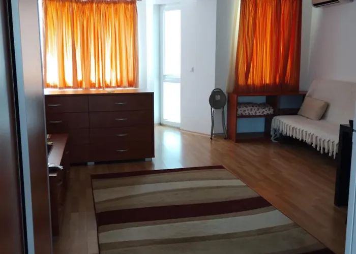 Къща за гости Kasndra *