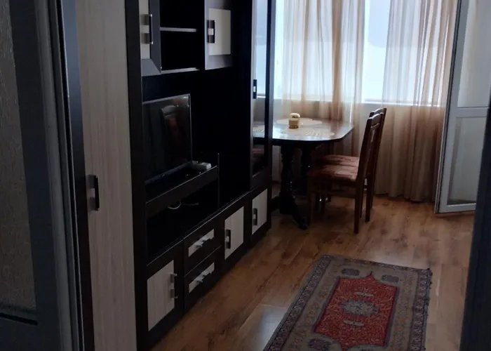 Kasndra Къща за гости